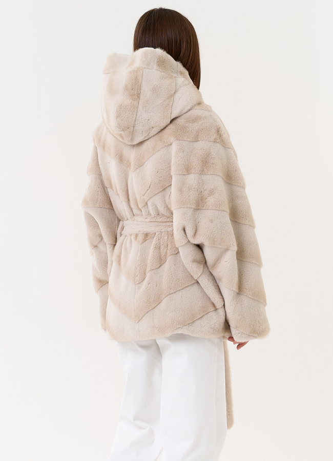 Женская шуба из эко меха с поясом модель № 31226 в кредит