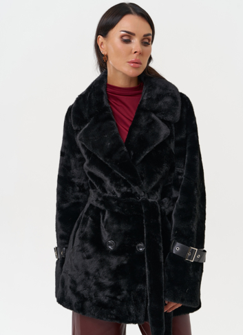 Классическая женская шуба из эко меха Классическая женская шуба из эко меха