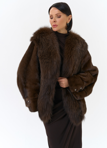 Шуба из норки с отделкой из меха чернобурки Шуба из норки с отделкой из меха чернобурки