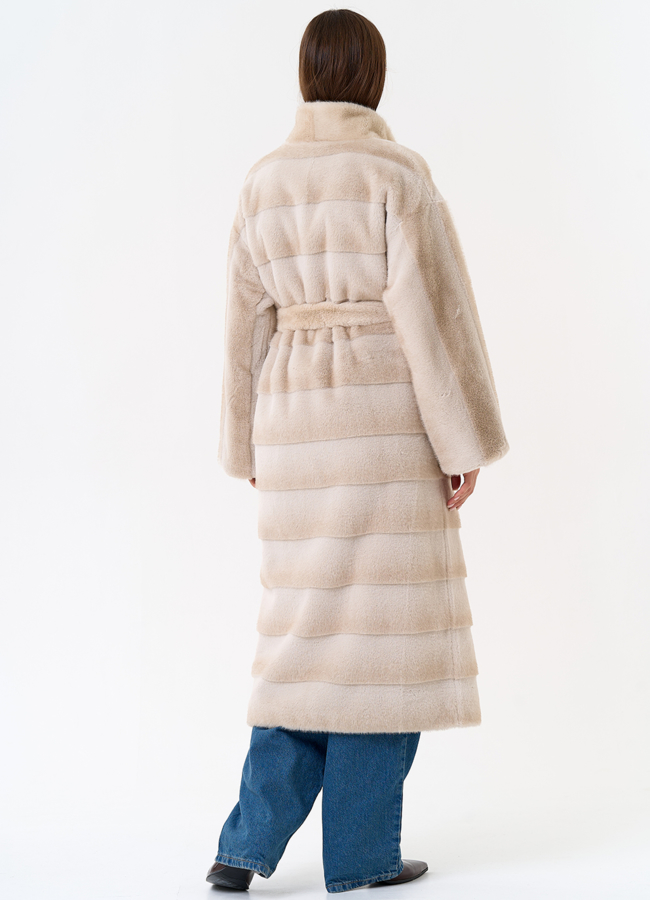 Женское пальто из эко меха с воротником стойкой модель № 31235 в кредит