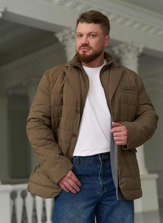 Мужской пуховик со съемной манишкой