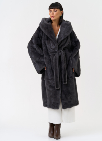 Женская шуба из меха норки с капюшоном Женская шуба из меха норки с капюшоном