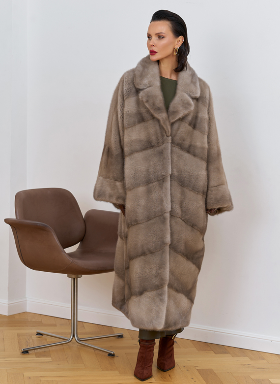 Норковая шуба оверсайз с английским воротником