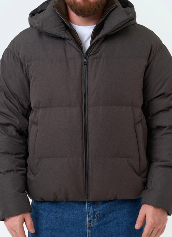 Мужской пуховик с капюшоном  фото