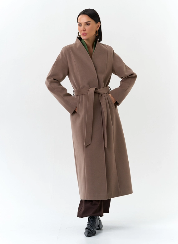 Женское пальто с поясом