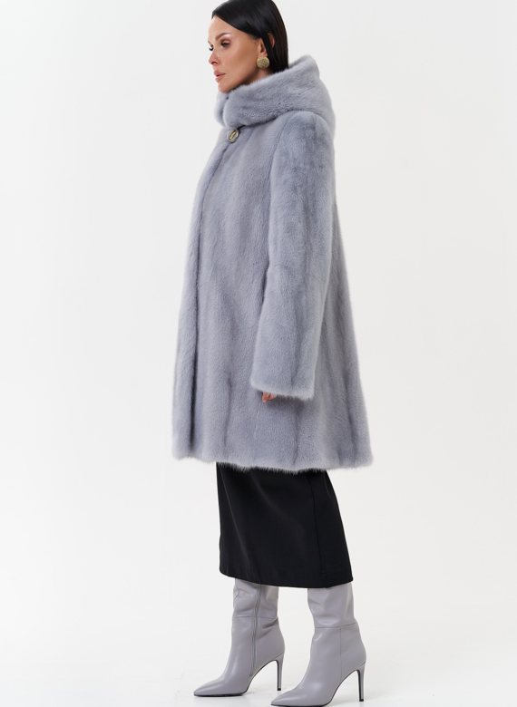 Женская шуба из меха норки с капюшоном